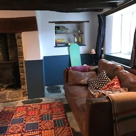 Old Cottage, Crackington Haven, North Cornwall * Bude